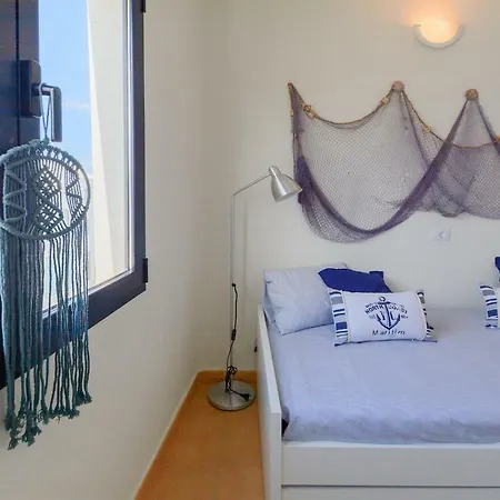 Apartment Apartamento Beach Caleta 2 *